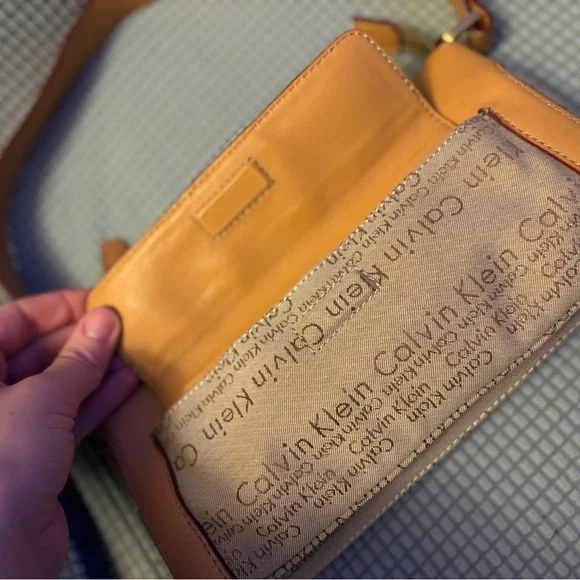 Calvin Klein, shoulder bag. - Picture 9 of 15